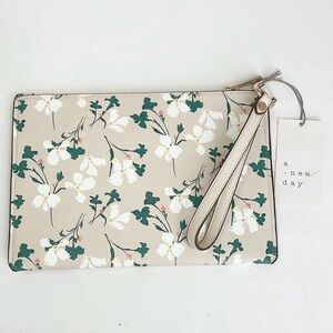 NWT A New Day Floral Tan Wristlet